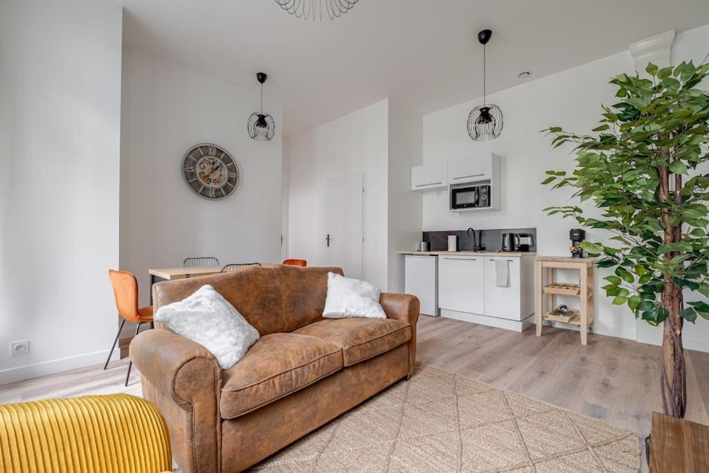 Grand Appartement «  City » Spacieux Et Moderne Saint-Etienne  Esterno foto