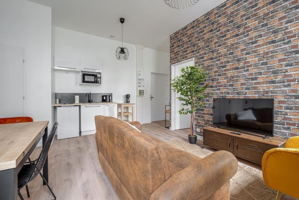 Grand Appartement «  City » Spacieux Et Moderne Saint-Etienne  Esterno foto